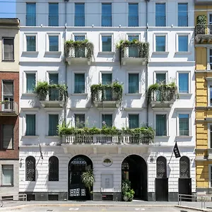 Senato 4*, Milán Italia